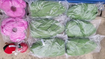 10 Piece Lot Of "Living With Art" Palo Alto Plush Leaf Rose Pedal Apple Stuffed Pillows