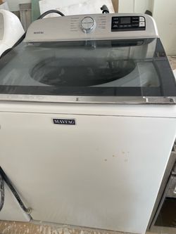 Maytag 4.7 Cu. Ft. Top Load Washer $300