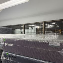 QUEEN SIZE PURPLE RESTORE PLUS (SOFT) MATTRESS & BOX SPRING BED SET