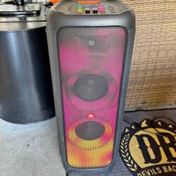 JBL PartyBox 1000 Portable Bluetooth Speaker - Black