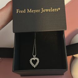 Fred Meyers Heart Shaped Necklace 