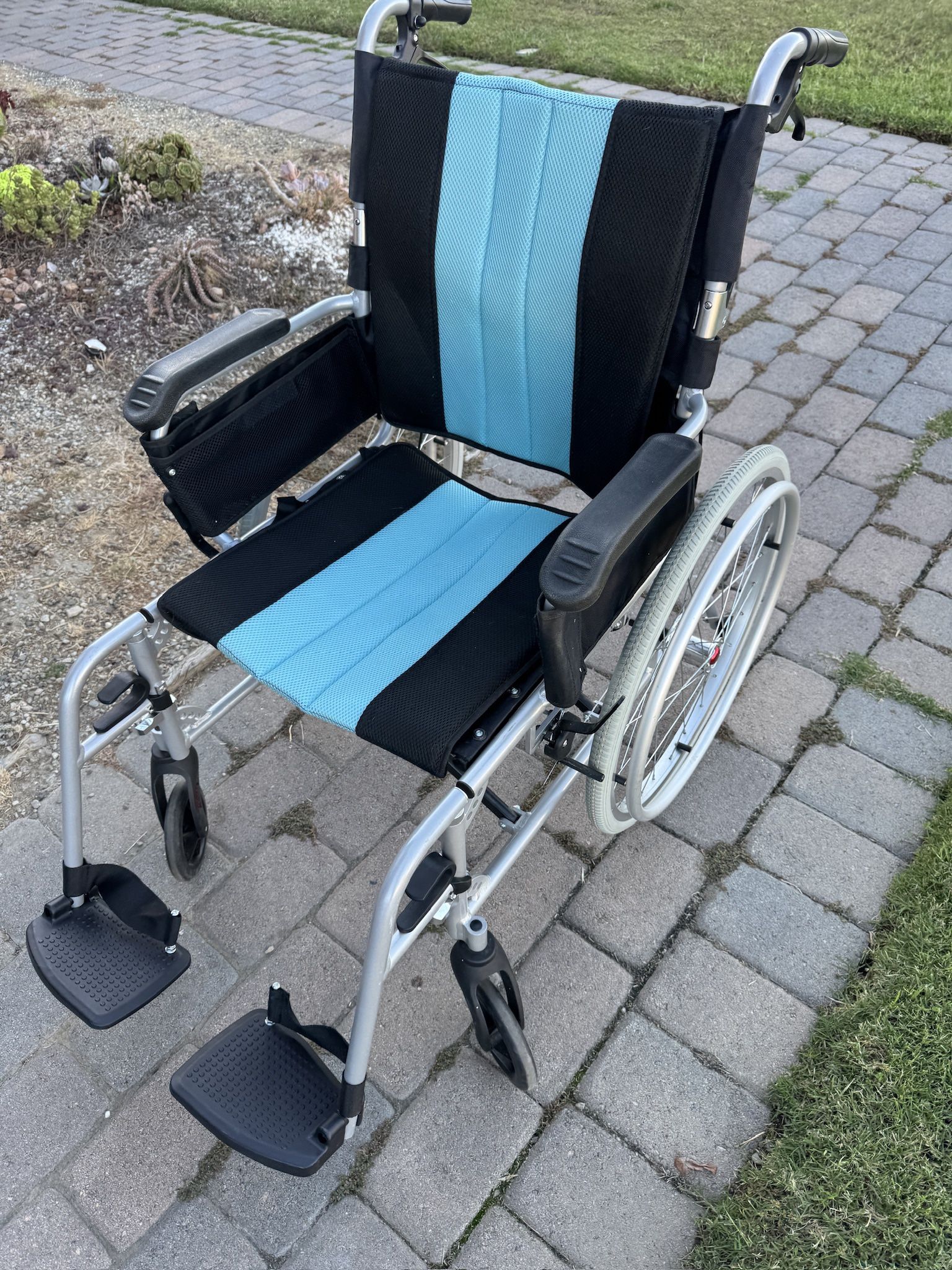 23lbs Manual Wheelchair Super lightweight Travel