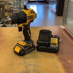 Dewalt Drill With 2 Battery’s And 1 Charger