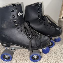 Chicago Skates CRS405-7 Mens Rink Skate- Size 7- Black ~Blue Wheels