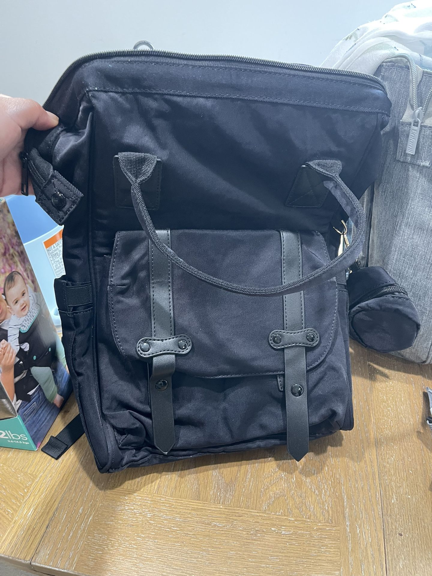BABY TRAVEL/DIAPER BAG