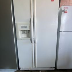 ❄️🥶Kenmore Side By Side Refrigerator 🥶❄️