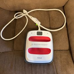 Cricut EasyPress® 2 (9" x 9")