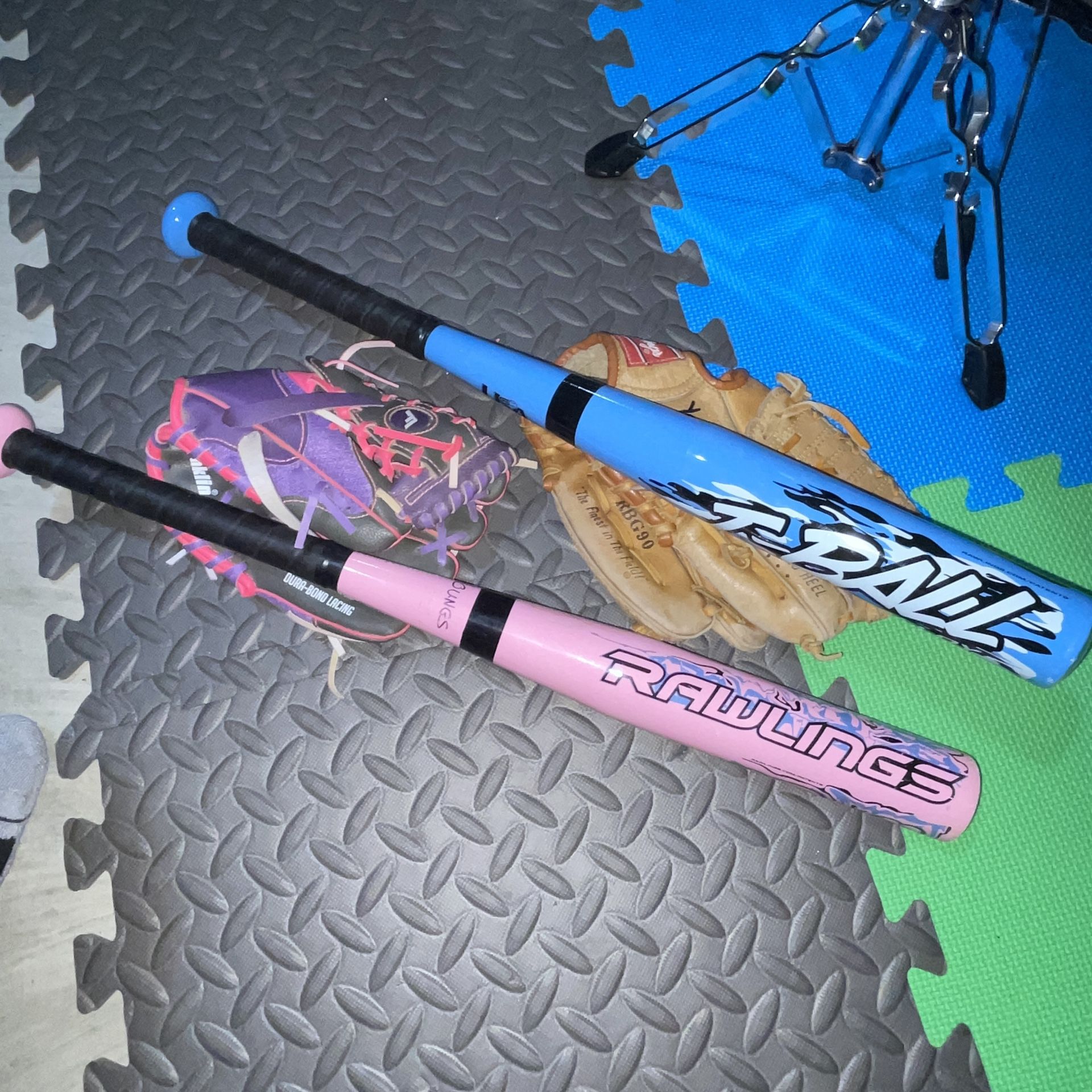 2 T-Ball Bats And Baseball Gloves Rawlings And Franklin