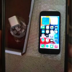 Iphone 7 Refurbished Great Condition 