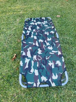Gigatent Portable/Camping Bed