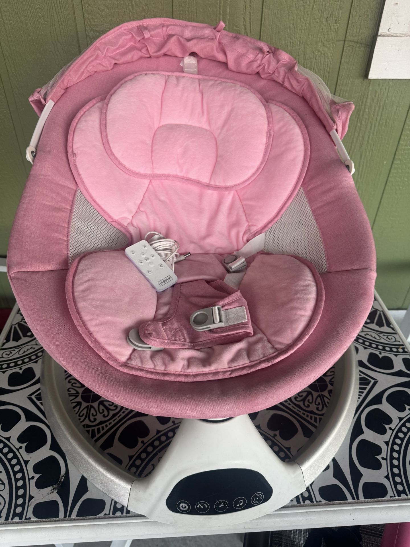 Baby Swing With Control