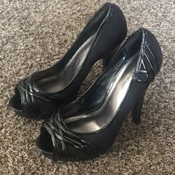Shoes Size 7 High heels