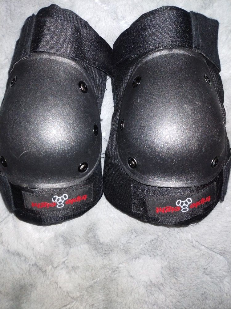 Triple Eight Skate Pads