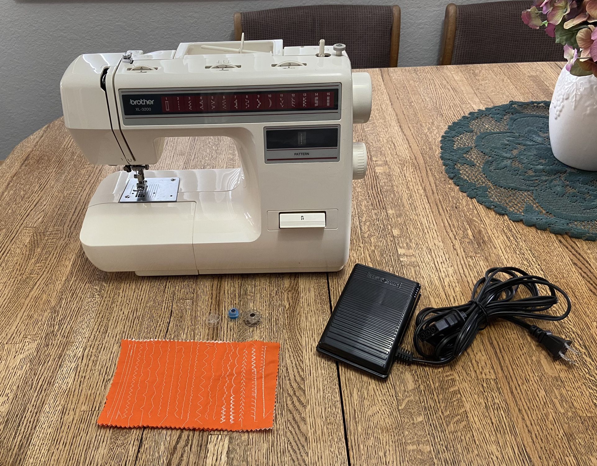 BROTHER XL-3200 SEWING MACHINE