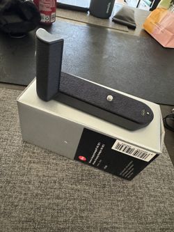 Leica Q3 Hand Grip