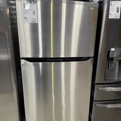 LG Top Freezer Refrigerator