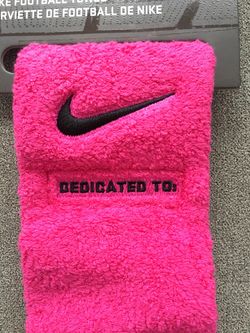Pink nike football clearance towel