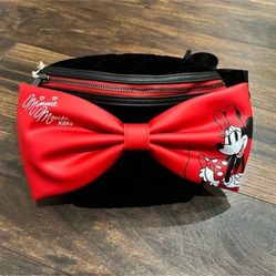 Minnie Mouse Loungefly Disney Fanny Pack