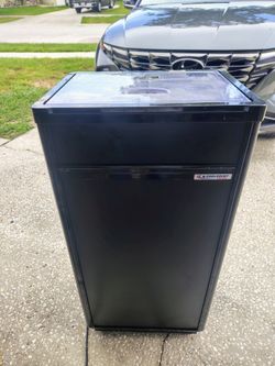 Cool point drink cooler