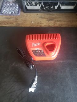 Milwaukee m12 charger