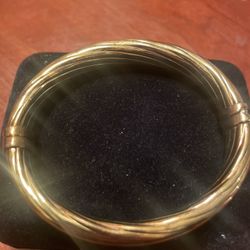 Bracelet  92.5  Italy.  Hinged Bangle
