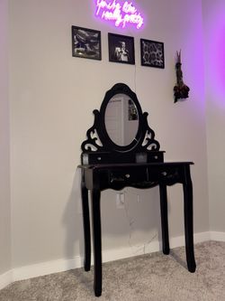 Black Vanity