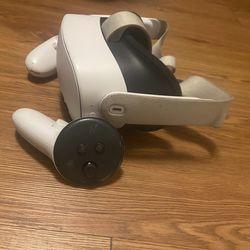 Meta quest 3s with controllers