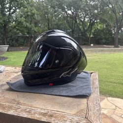 Alpinestars Supertech R10 Motorcycle Helmet Size:Medium Like New