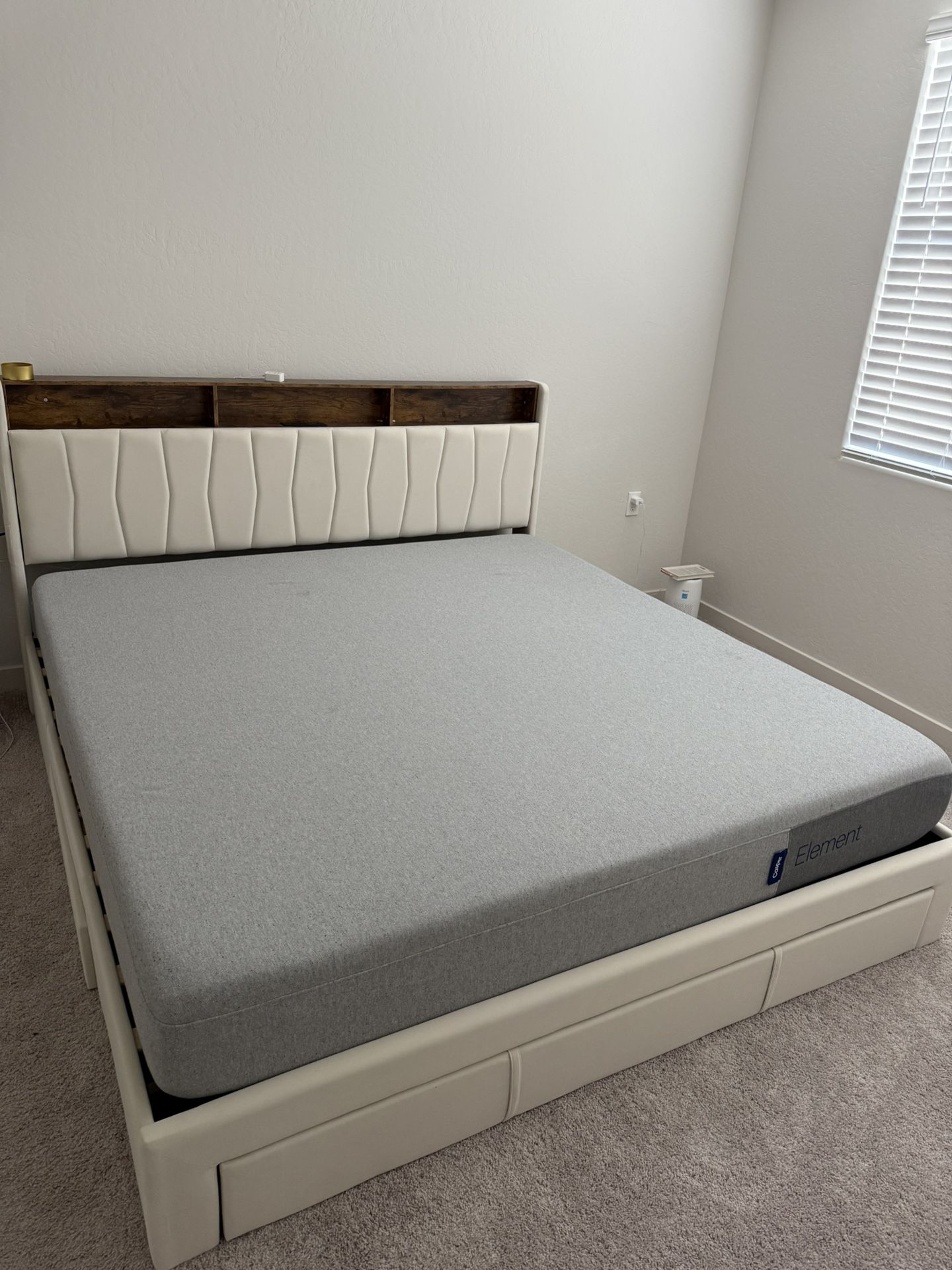 King Size Mattress And Frame With Drawers And Charging Port
