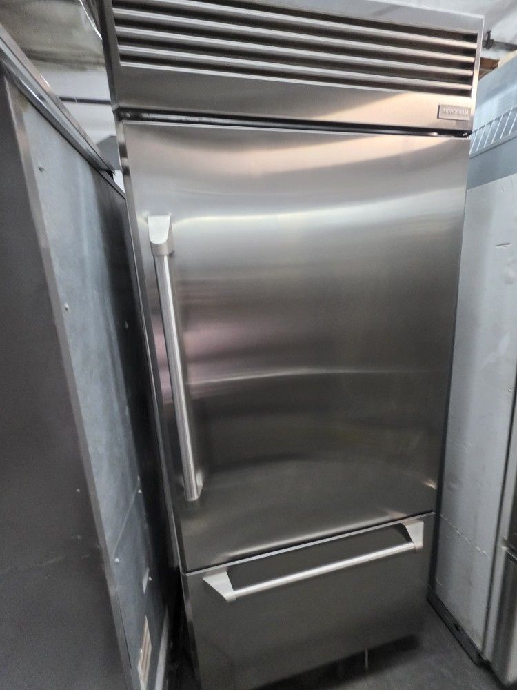36" GE MONOGRAM BUILT IN BOTTOM FREEZER STAINLESS STEEL