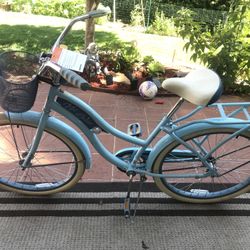 Huffy 26" Nel Lusso Classic Cruiser Bike with Perfect Fit Frame, Ages 13" Years, Light Blue