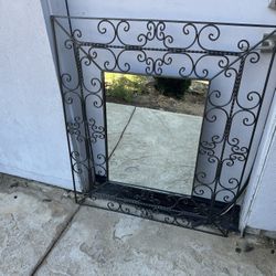 Mirror 