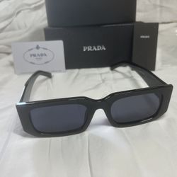 sunglasses P D