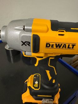 Dewalt XR 1/2 inch impact new