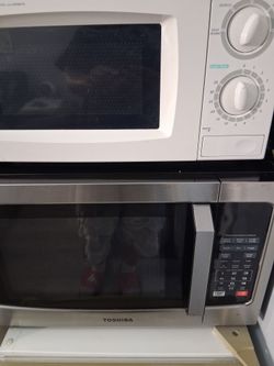 Toshiba & Emerson  microwave 40$ a piece