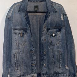 Women’s Oversized Jean Jacket Size Small $15