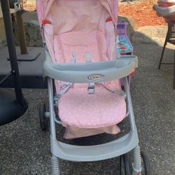 GRACO STROLLER, REAR-FACING CAR SIT AND BASE FOR A GIRL