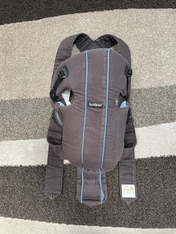 Baby Bjorn Original Newborn Carrier Cotton Blue Pinstripe Adjustable Straps 25lb