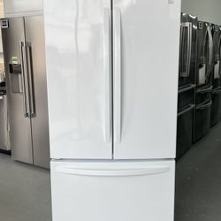 Kenmore  23.9 cu. ft. 33 French Door Bottom-Freezer Refrigerator - White IU