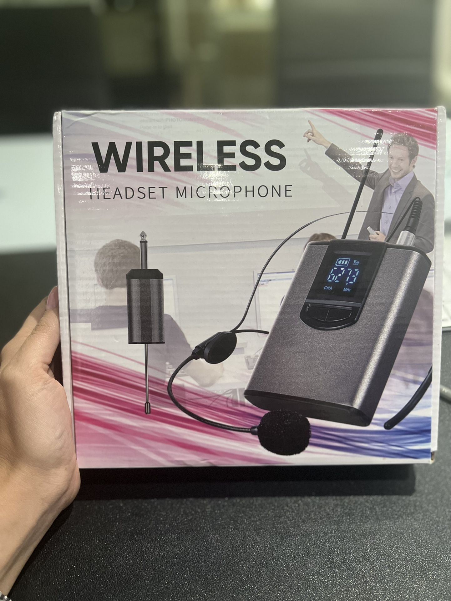 Professional Wireless Headset Microphone 