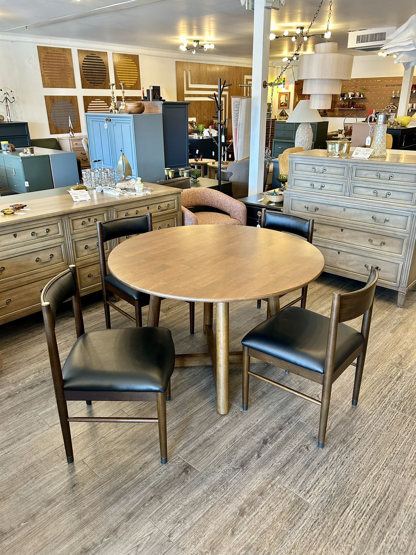 MCM Style Round Dining Table *Chairs NOT Included*