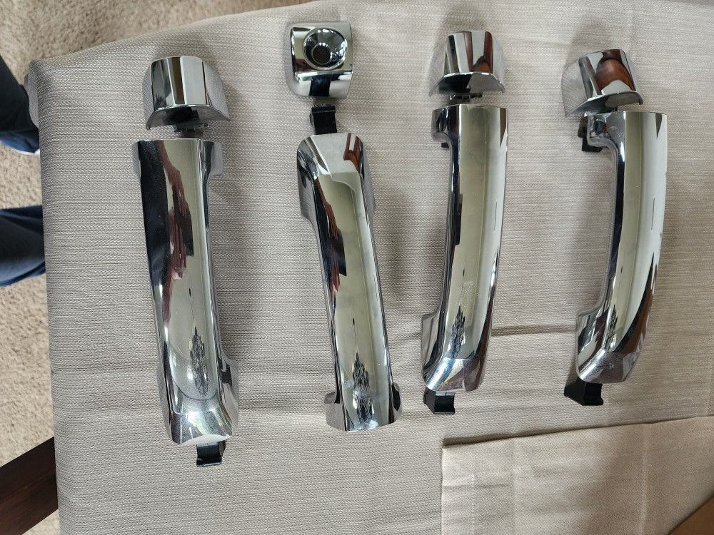 2019 Tundra Chrome Door Handles