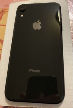 Iphone XR 64GB 6.1” display For Att, battery 90%