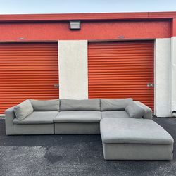 Modani Cloud 4p ottoman · Gray Sectional Sofa 