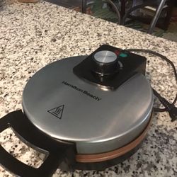 BelgiaFree Non-Stick Ceramic-Coated Plates, Browning Control, Indicator Lights, Stainless Steel (26081