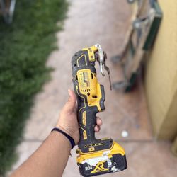Dewalt Multi-tool 
