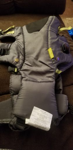 Infantino baby carrier