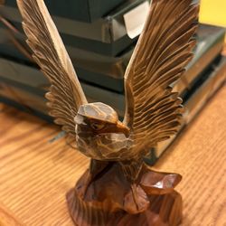 Vintage Wooden american eagle, Hand Carved Eagle,Table Hand Made Statuette, Home Office 