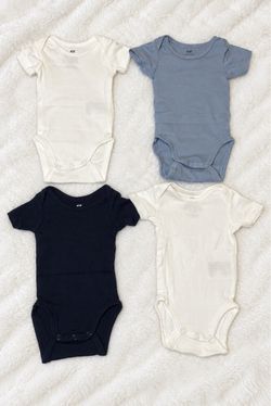 H&M Baby Bodysuits 4-Pack – Never Worn