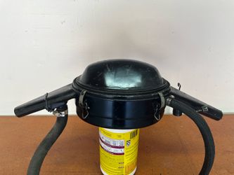 Original German air cleaner for 1967 type 1 VW bug or ghia. All original parts in good working order. Encinitas,Ca.